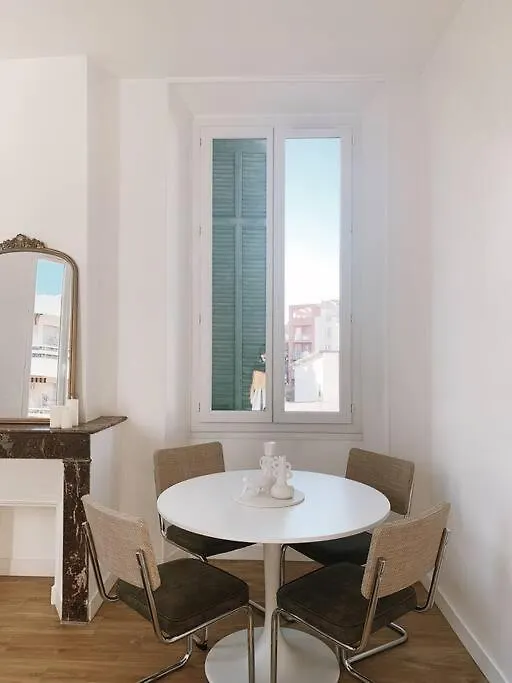 Apartment Appart Climatise Avec Parking Prive Dans Le Centre Cannes France