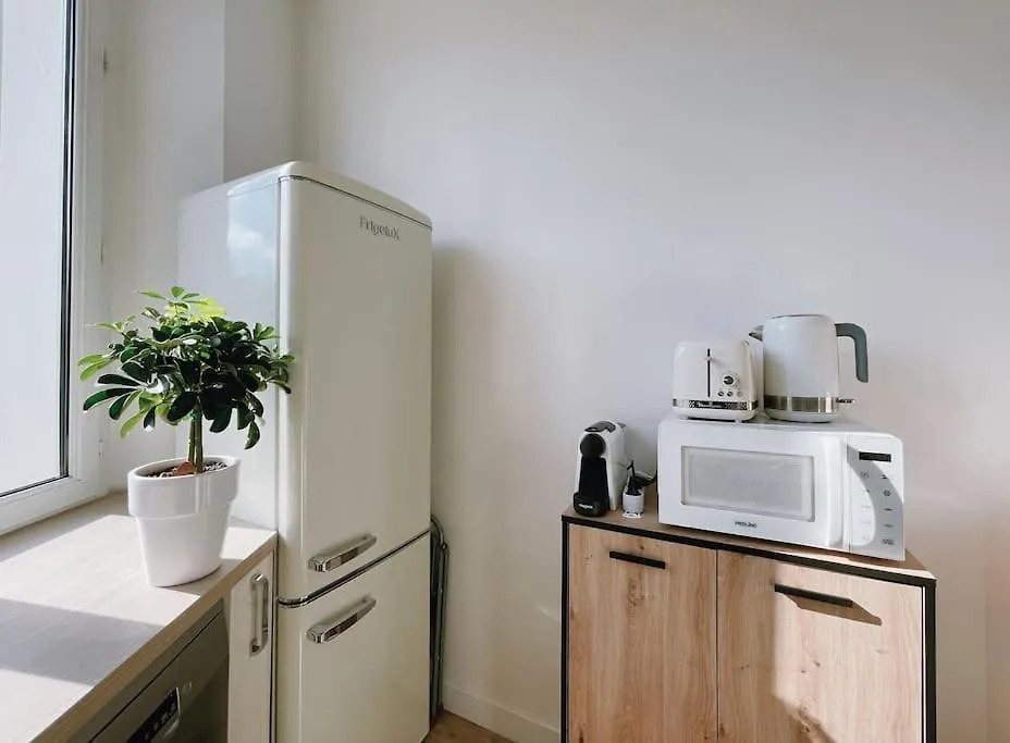Appart Climatise Avec Parking Prive Dans Le Centre Cannes Apartament